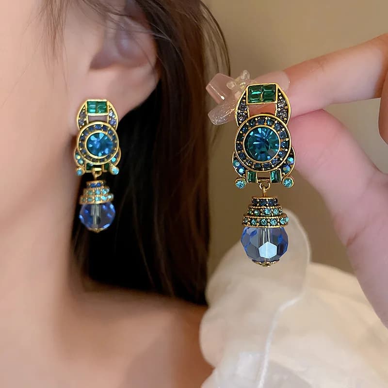Vintage Blue Water Drop Crystal Clips Earrings for Women Round Rhinestones Ear Clips French Retro Dedicate Party Jewelry Gifts F