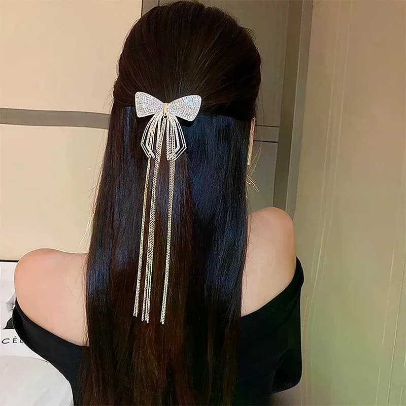 Fermagli per capelli con nappa con fiocco di nuova moda per le donne Accessori per capelli con nappa con strass scintillanti delicati 2023