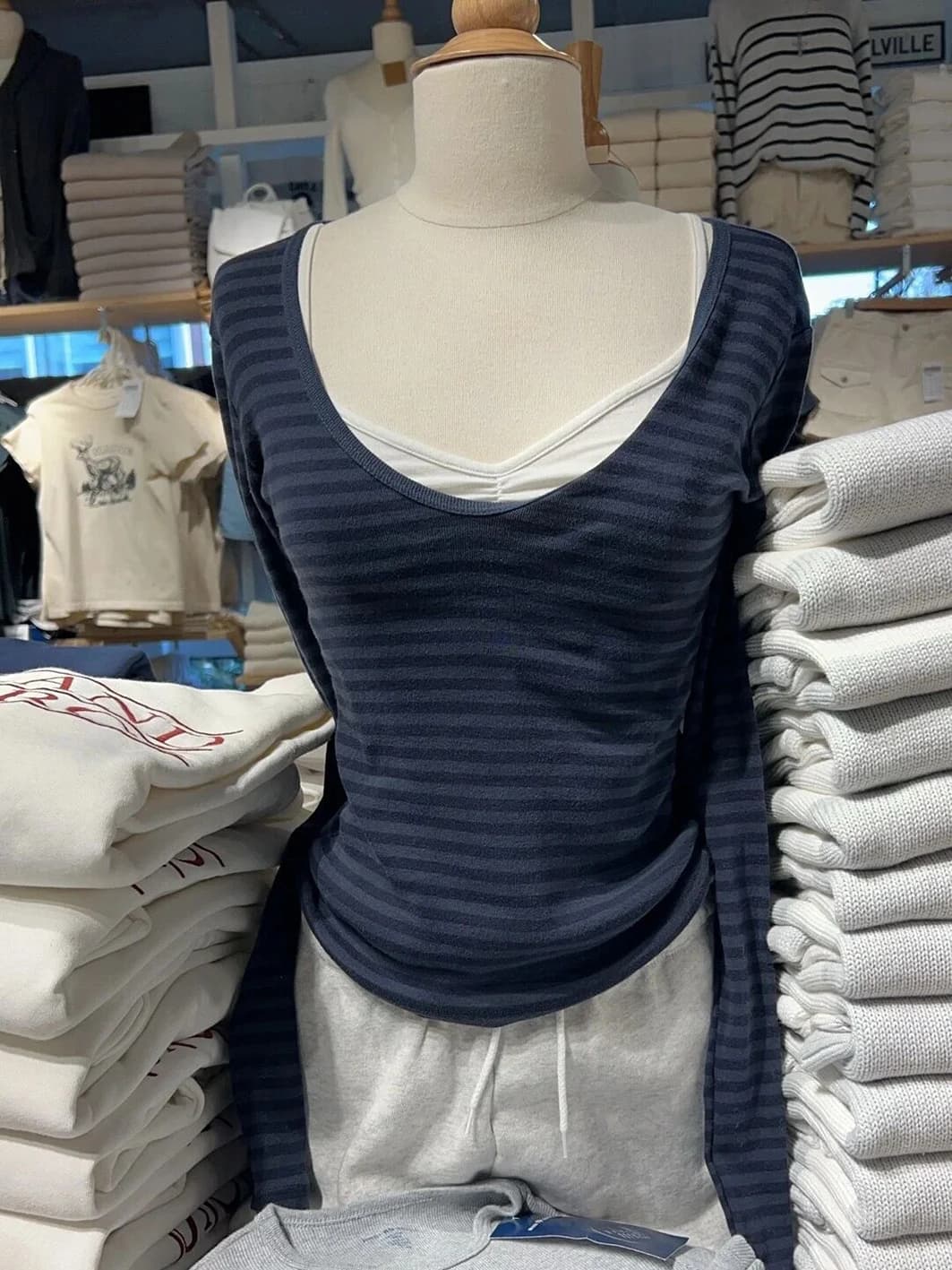 T-shirt a maniche lunghe slim a righe vintage Donna Primavera con scollo a V in cotone T-shirt casual Donna Dolce e carino stile preppy Y2k Top