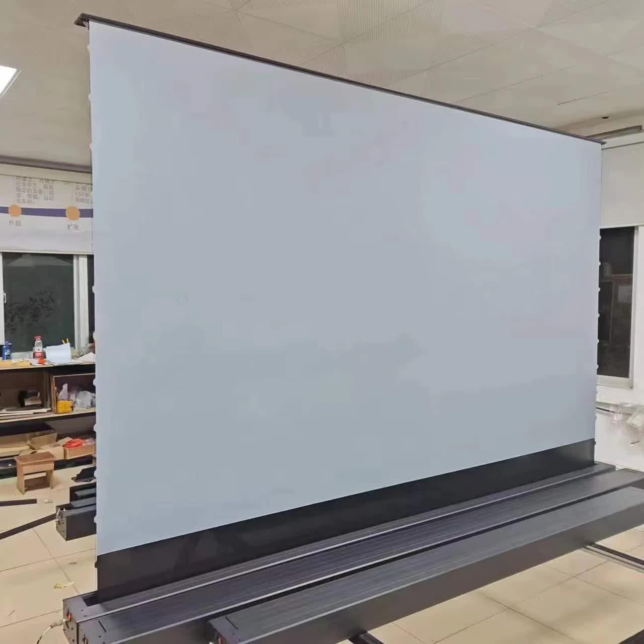 Schermo ALR da 100 pollici Telon Schermo per proiettore con proiezione in aumento da pavimento per TV laser in cristallo PET per home theater