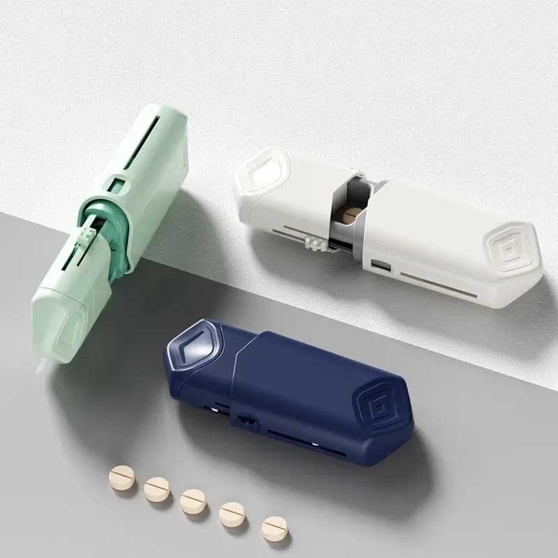 Portable Pull-out Telescopic Creative Medicine Cutter, Pill Cutter, Mini Travel Tablet Segmentation Medicine Cutting Artifact