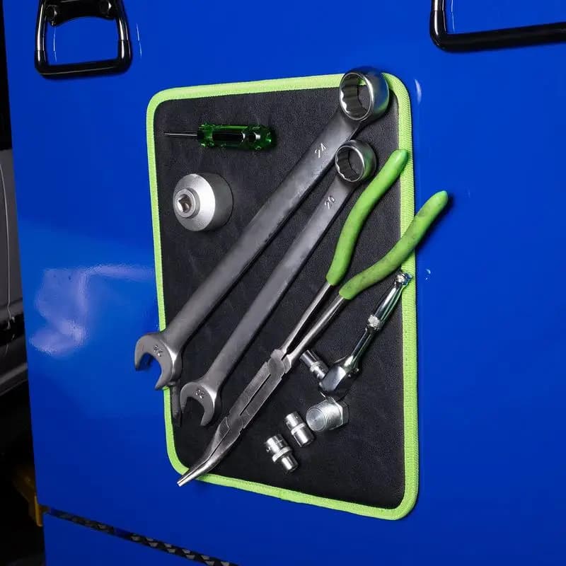 Tappetino magnetico flessibile compatto Tappetino magnetico per organizer per attrezzi Tappetino per pinze in pelle PVC Chiavi Viti Tappetino di stoccaggio per riparazione auto