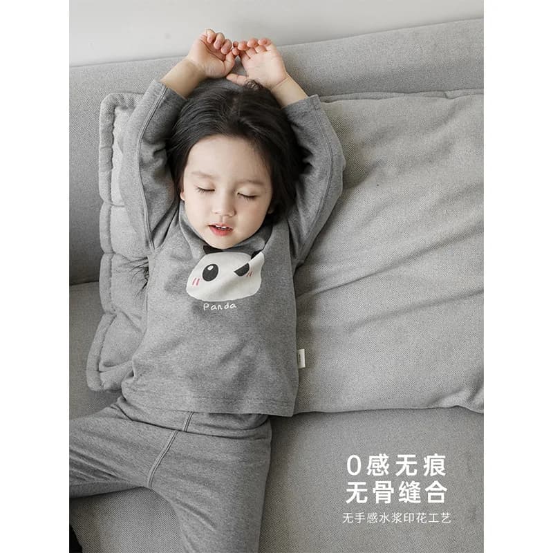 Set di abbigliamento per la casa per animali da ragazza2025Set di due pezzi di pigiama carino per cartoni animati per bambini primavera e autunno