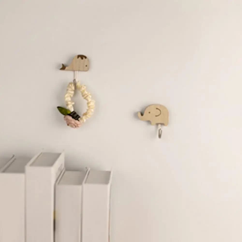 Wooden hooks Funny hooks for wall decorations Wooden wall hooks for cartoons Durable and wearable clothes hangers Easy to install Sticker