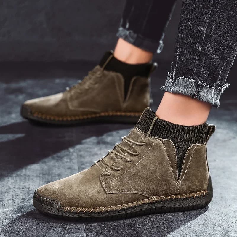 Taglia 48 Scarpe da uomo Stivaletti fatti a mano per uomo Scarpe in pelle Autunno Stivali da trekking all'aperto Sneakers Calzature alte antiscivolo