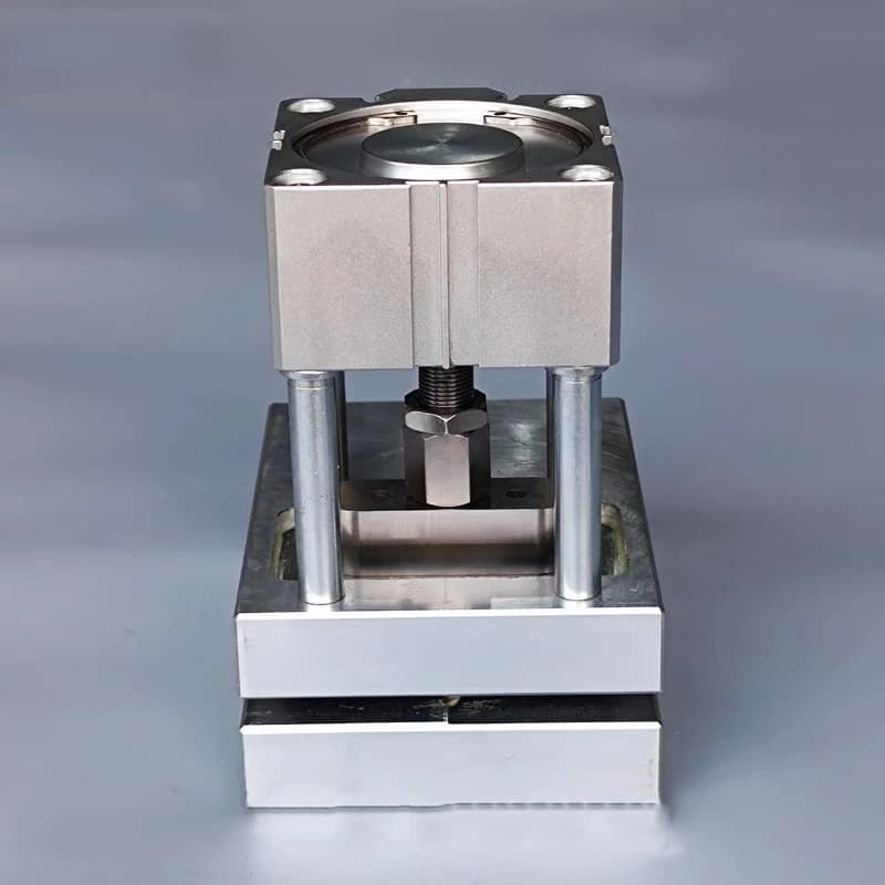 Pneumatic Machine for Drilling Plastic Bags and Nonwoven Fabric, Flat Bag Drilling Machine