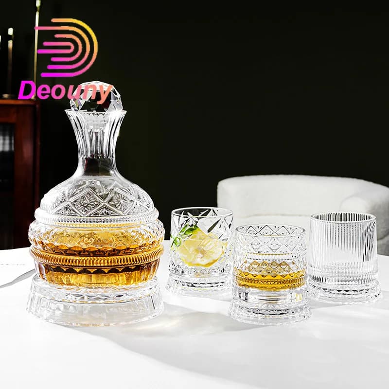 DEOUNY Decanter per vino rotante con stella europea e diamante con set di bicchieri da birra e bicchieri da whisky per la casa creativa avanzata