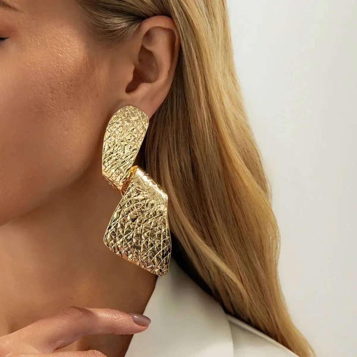 KunJoe Personalità Orecchini pendenti intrecciati irregolari Donna Punk Moda Orecchini geometrici grandi pendenti Accessori per gioielli da festa