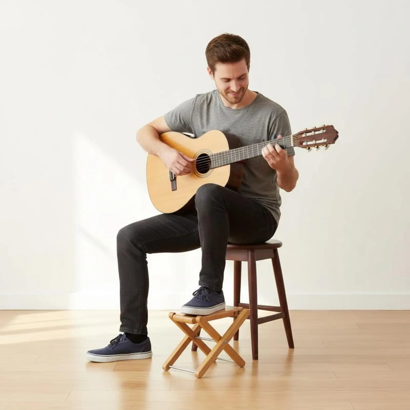 Poggiapiedi per Chitarra Regolabile e Pieghevole in Legno, Accessorio Musicale Stabile ed Ergonomico per Performance