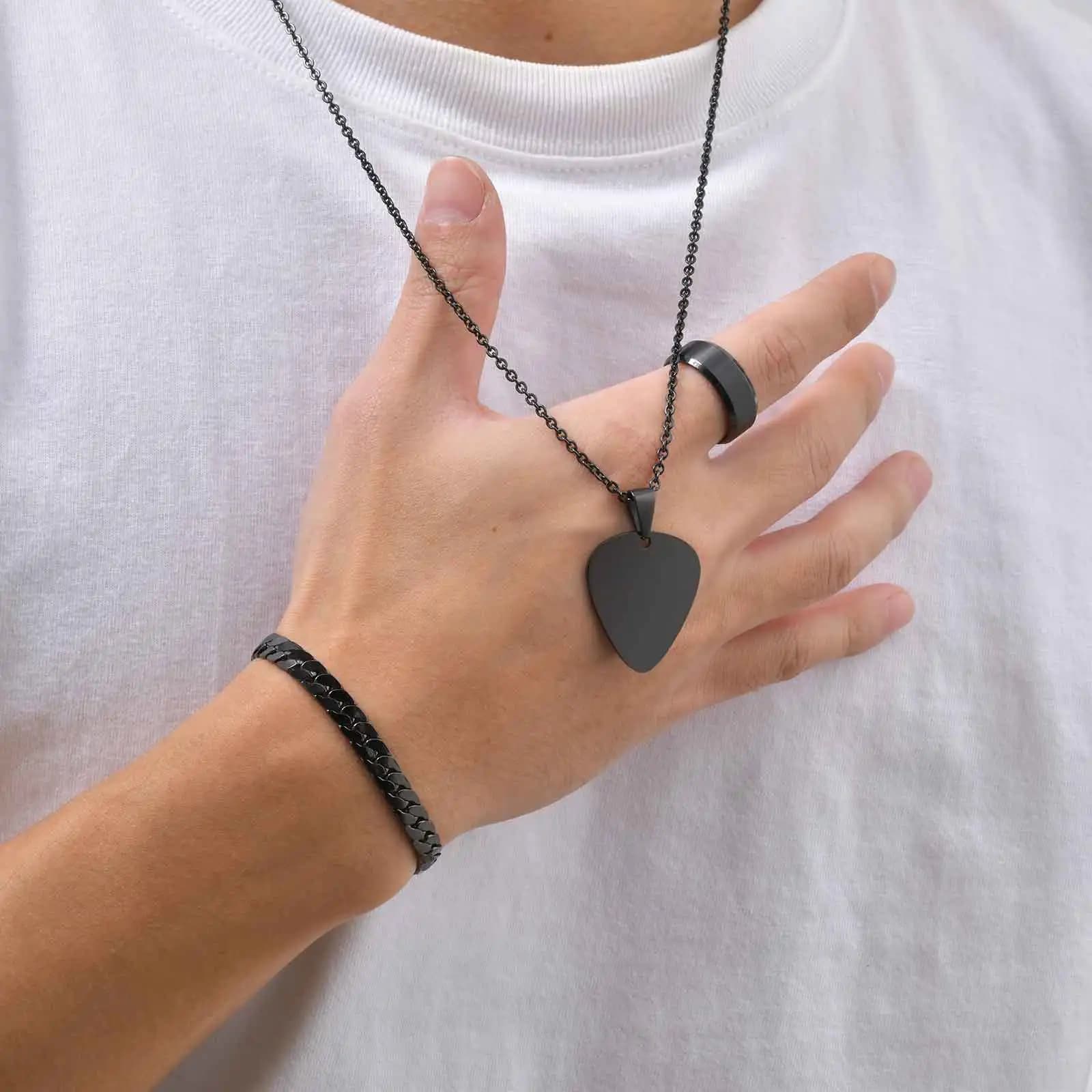 Set di Gioielli Vnox da Uomo in Acciaio Inossidabile, 3 Pezzi: Collana con Ciondolo a Plettro, Anello Classico e Bracciale con Catena Cubana