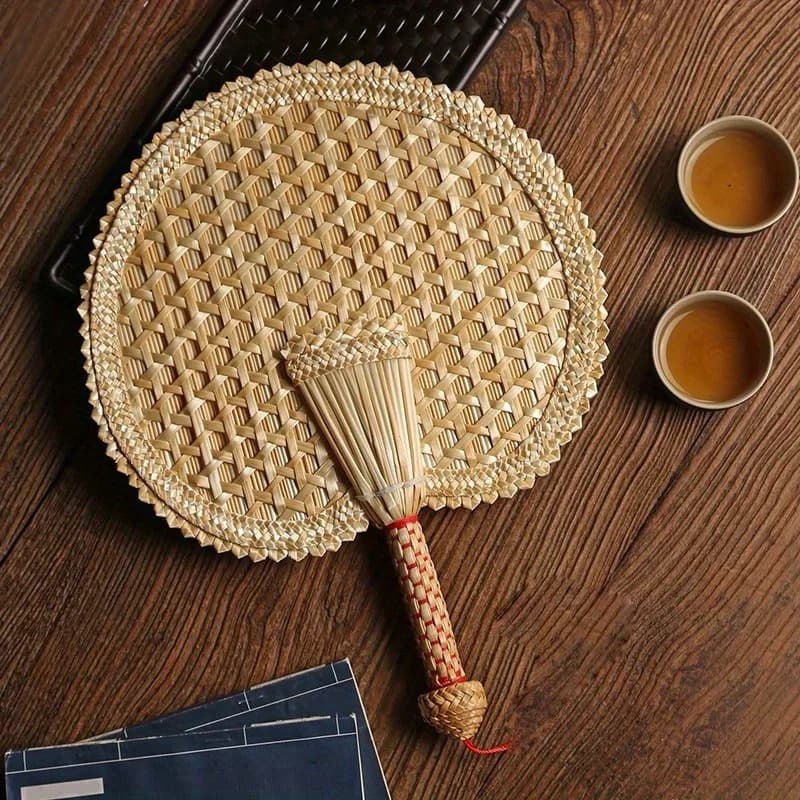 A Fan, Resistant to Deformation, Perfect for Enjoying Tea in The Garden, Casual Strolls in The Park, And Outdoor Picnics