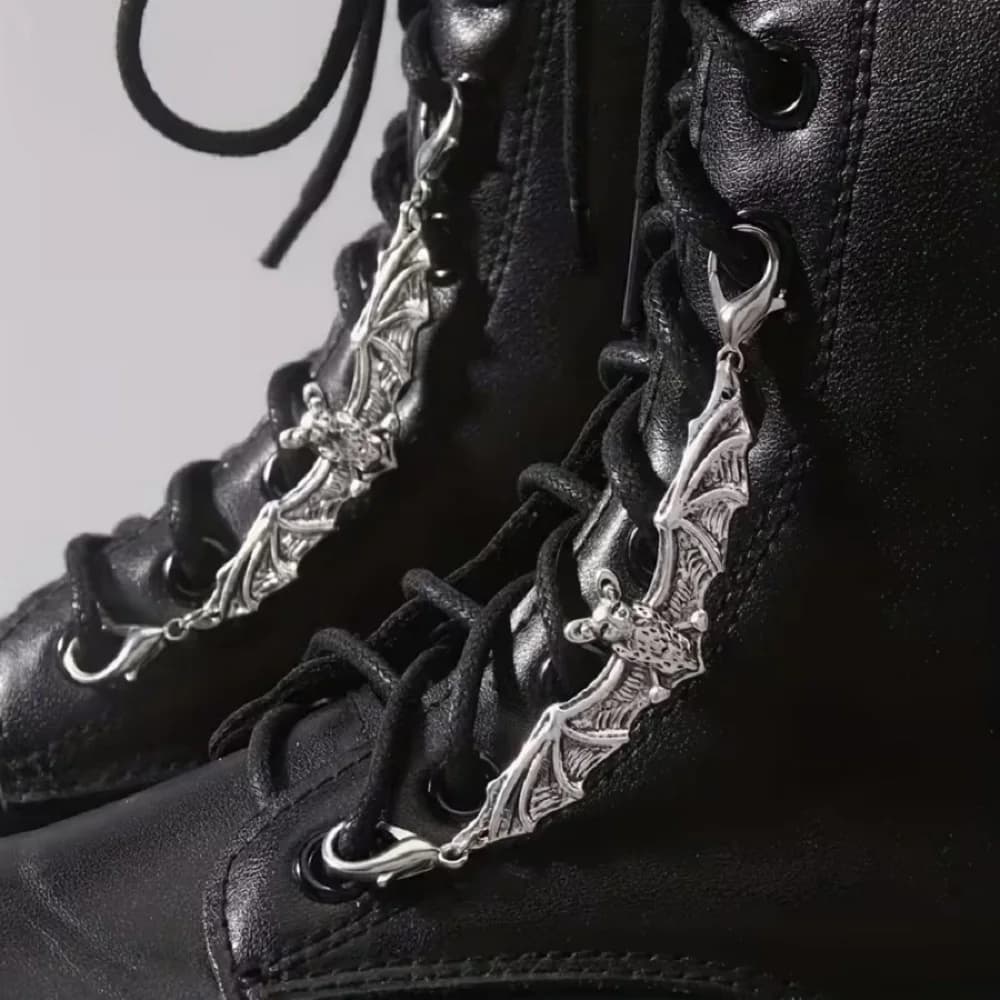 2 ciondoli con fibbia in pizzo per scarpe a pipistrello in lega gotica, accessori per scarpe fai da te, decorazioni per scarpe e stivali