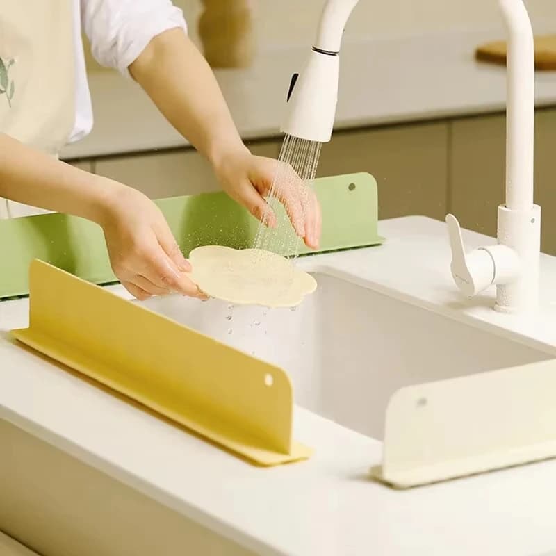 1PC Silicone Silicon Silicon Washer Pads with suction pool to protect clothes from water splashes