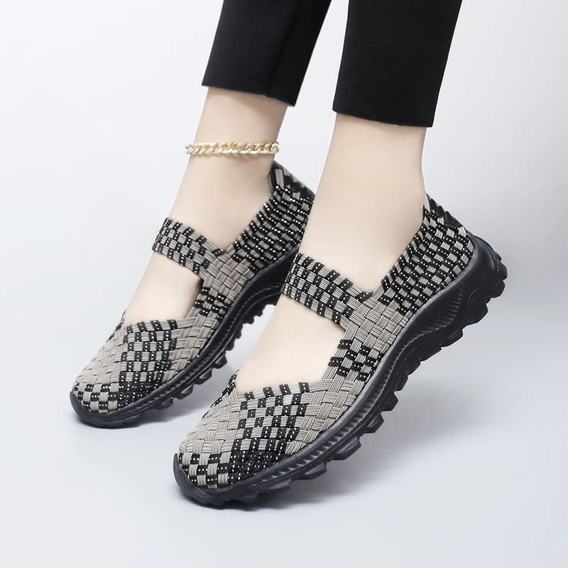 Women's Shoes Sneakers in Summer Fabric Women's Walking Shoes Casual Moccasins Handmade Light for Women Slip On Women's Footwear