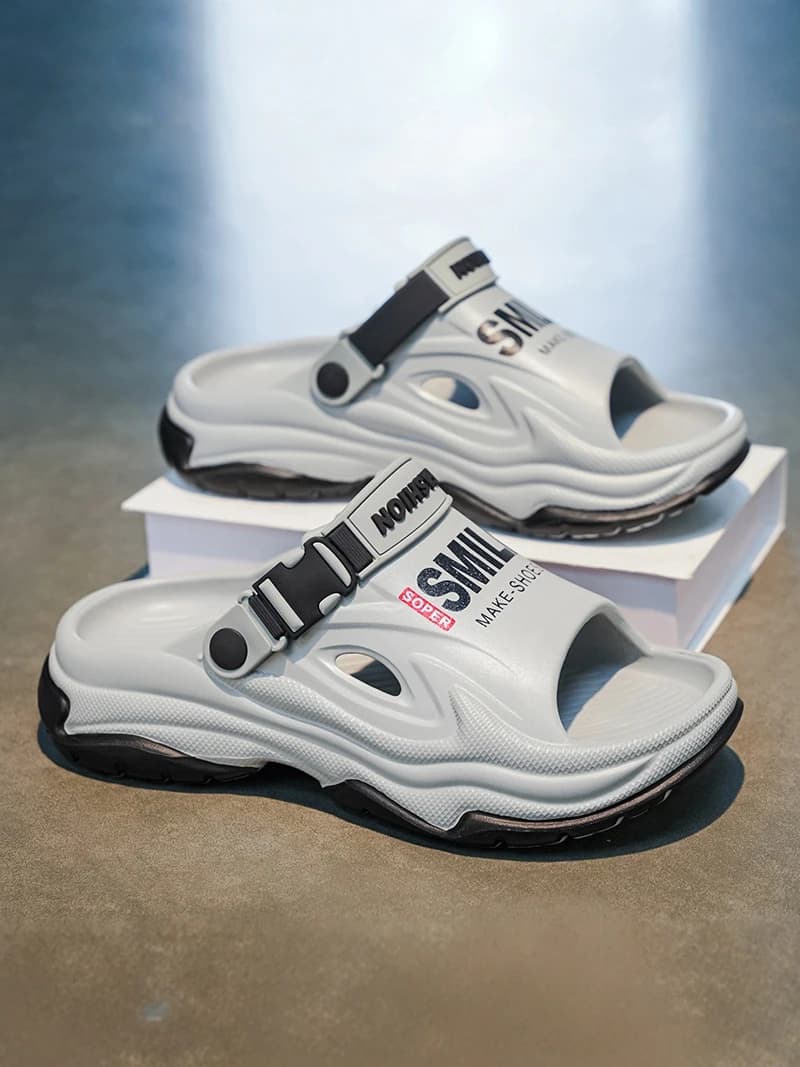 Sandali Casual Estivi da Uomo Impermeabili Antiscivolo Resistenti all'Usura Scarpe da Spiaggia Comode in EVA