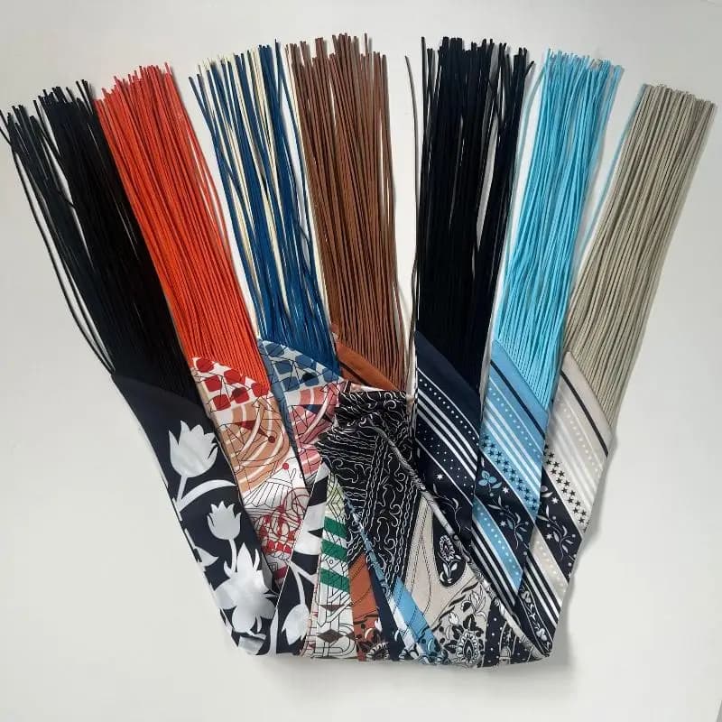 Foulard in Seta Piccolo da Donna 130x5cm con Nappe, Nuova Collezione Primavera Europa, Fantasia Cashew, per Capelli, Manico Borsa, Nastro Decorativo