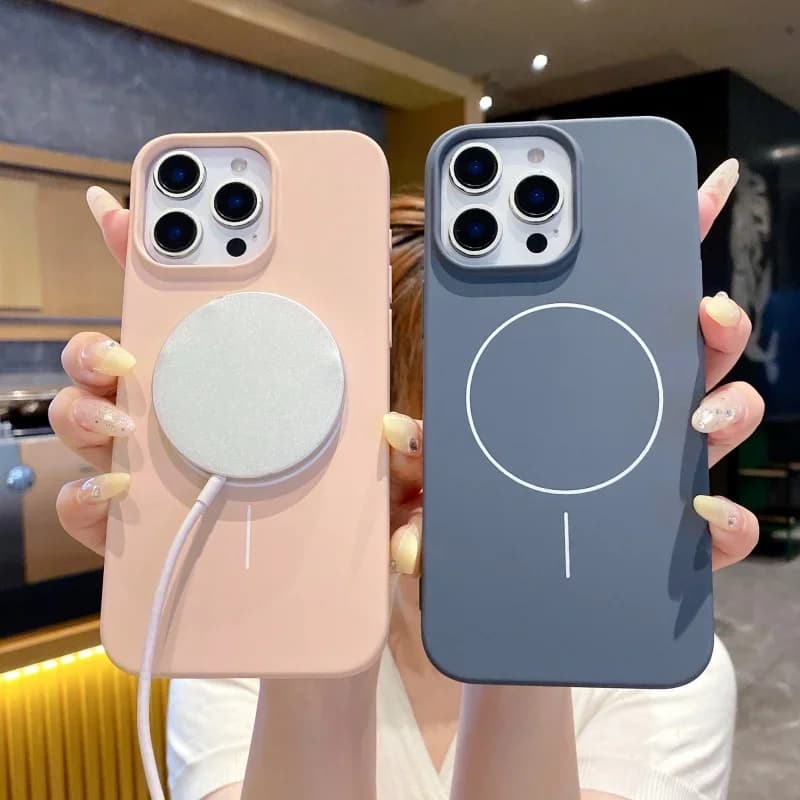 Custodia protettiva magnetica in silicone per iPhone Air 17 15 14 13 12 11 16 Pro Max Plus 16E Magsafe Cover di ricarica wireless