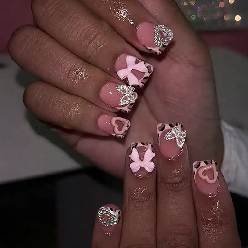 24PCS Hot-selling nail art set including bow ties heart-shaped diamonds and fake nail decorations for beautifying nails