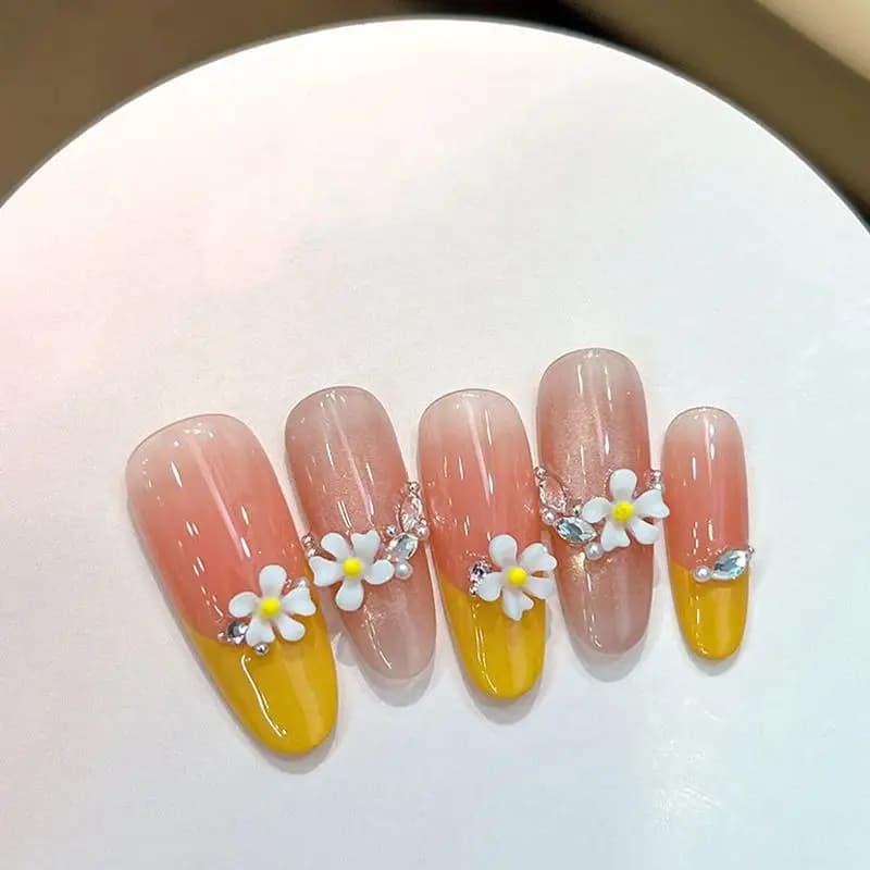 Nail decorations with cute flowers, fresh and simple, 3D resin, for summer