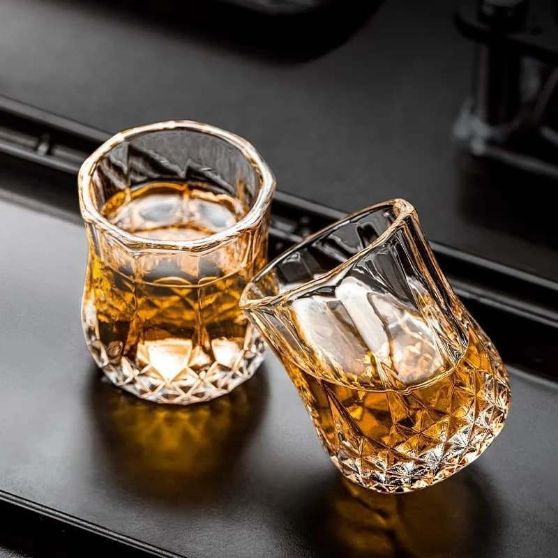 6 pezzi tazza di vetro da whisky rum liquore mini bicchiere creativo a forma di diamante tazza di rilievo vintage strumenti per bere bar per feste domestiche