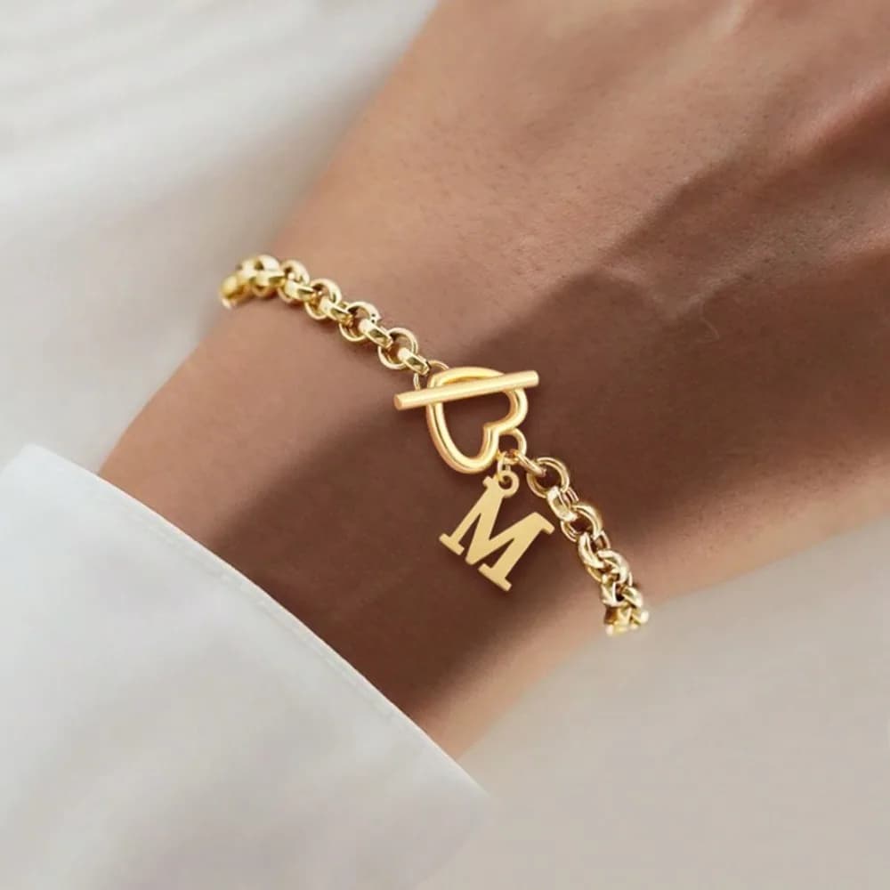 Braccialetti classici con lettera AZ per donna Chiusure a ginocchiera con cuore iniziale in acciaio inossidabile placcato oro Regalo di gioielli di San Valentino