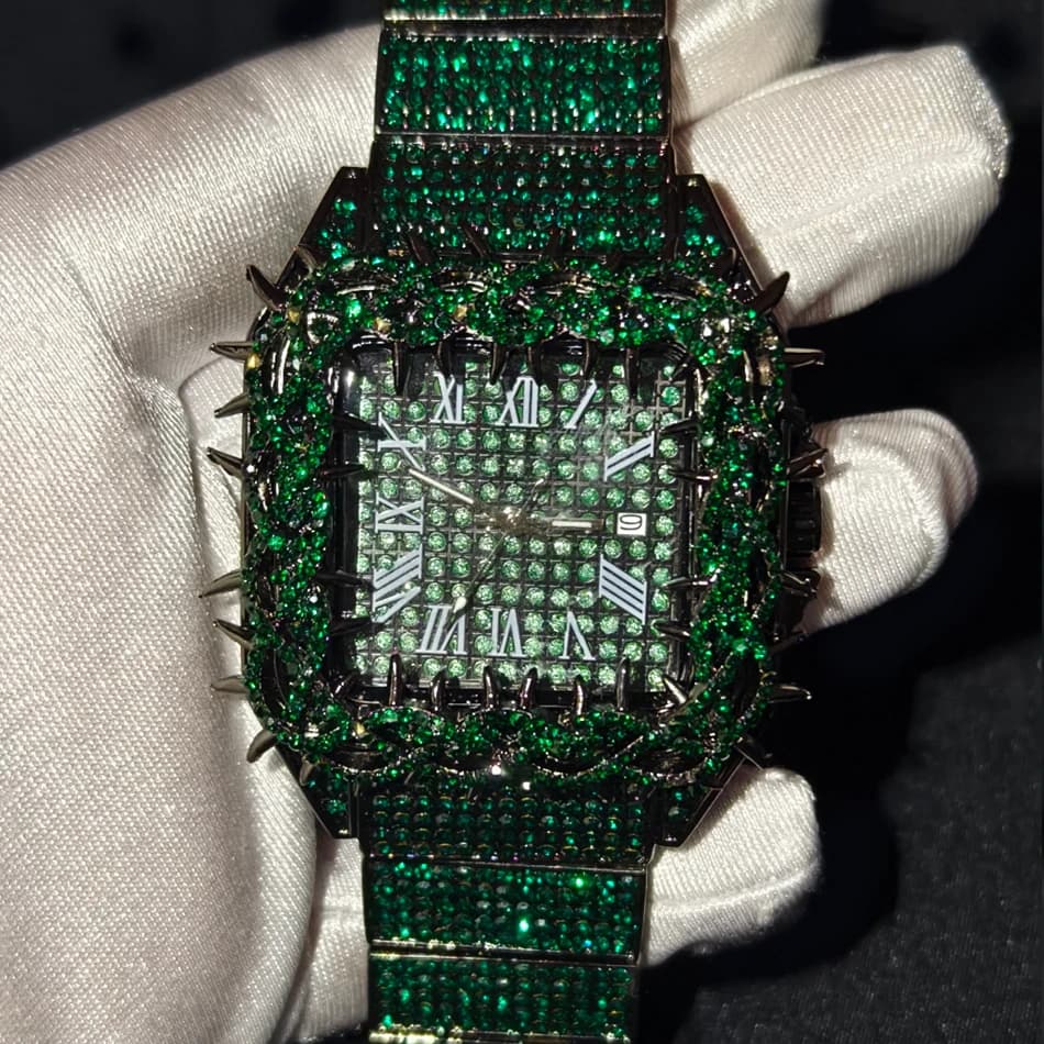 Orologio di Lusso Hip-Hop con Diamanti e Smeraldi per Uomo, Replica con Pietre Cecche Incastonate, Impermeabile, in Oro