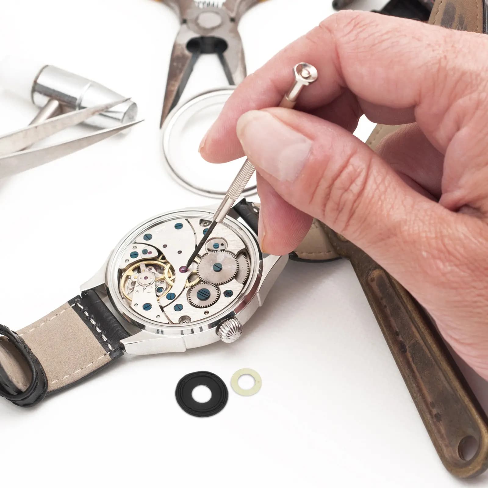 Kit di Riparazione per Orologi al Quarzo, 11 Pezzi, con Dadi in Acciaio Inox, Rondelle in Gomma e Guarnizioni di Precisione per Installazione Stabile