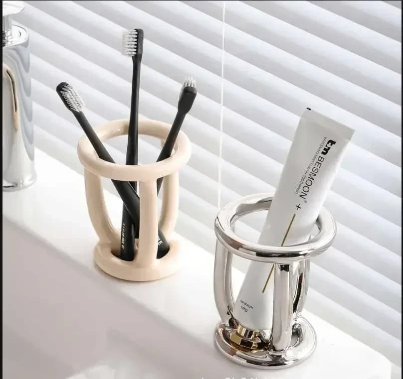 Bathroom Supplies Toothbrush Holder Toothbrush Shelf Toothpaste Holder Drain Stand Storage Rack Toothbrush Holders Organizer