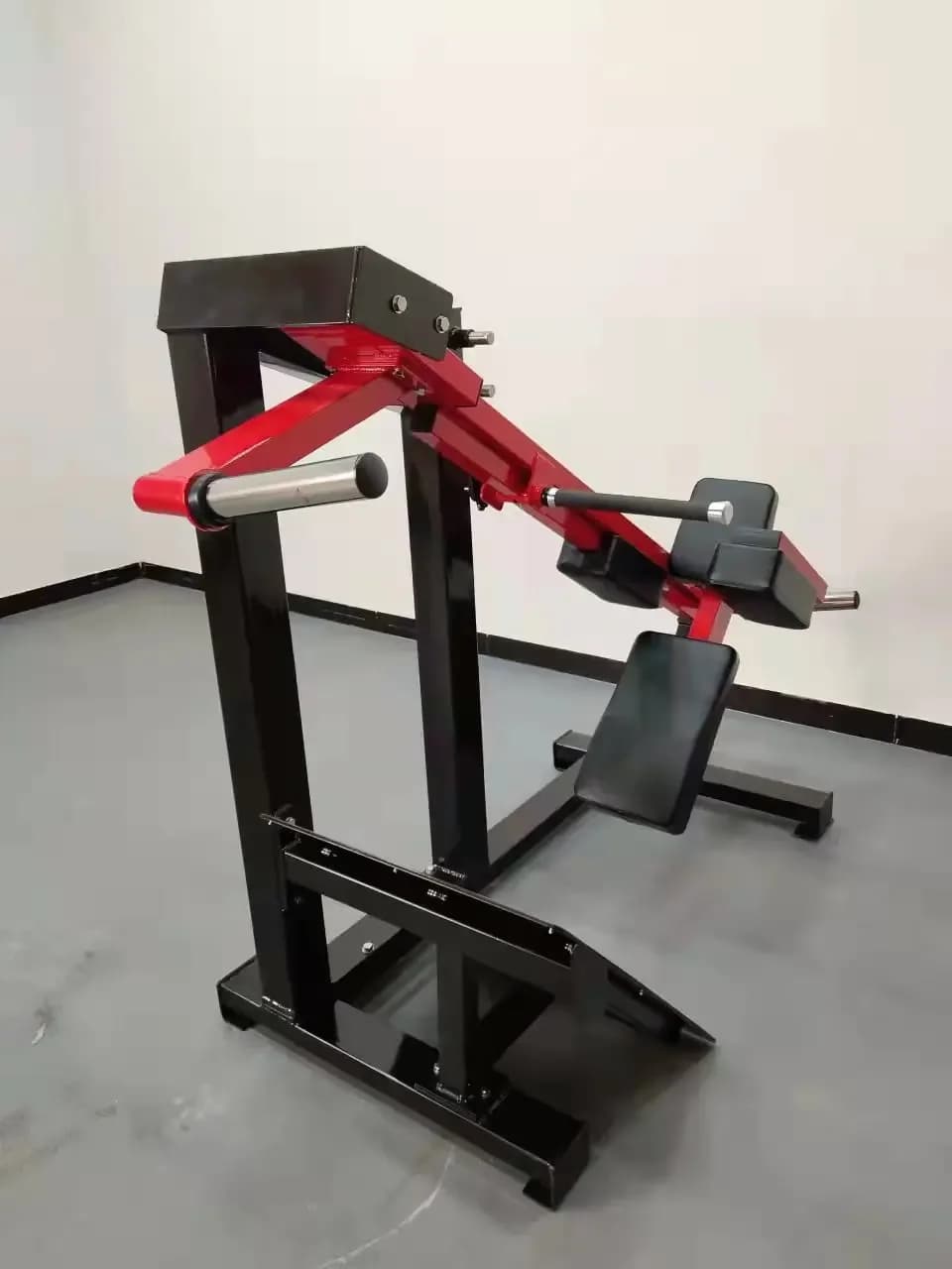 l Palestra commerciale Fitness Attrezzatura per esercizi per le gambe Macchina per squat a pendolo