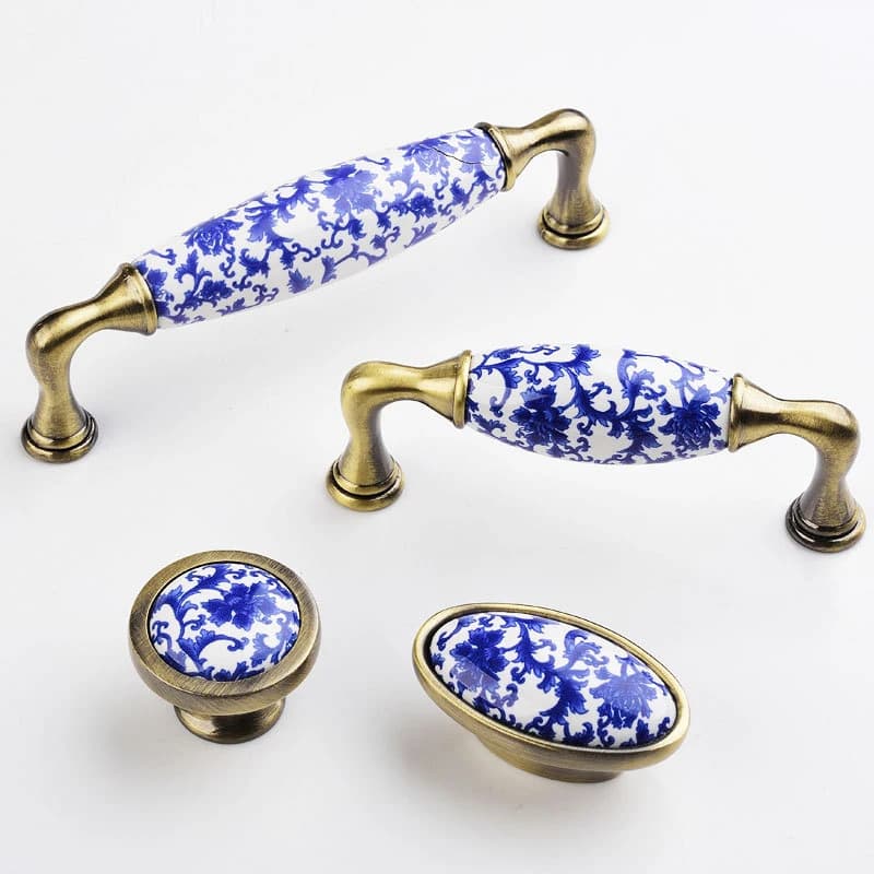 2 pezzi moda creativa mobili in ceramica blu cassetto in bronzo armadio tirare ottone antico maniglie per armadio in porcellana bianca blu