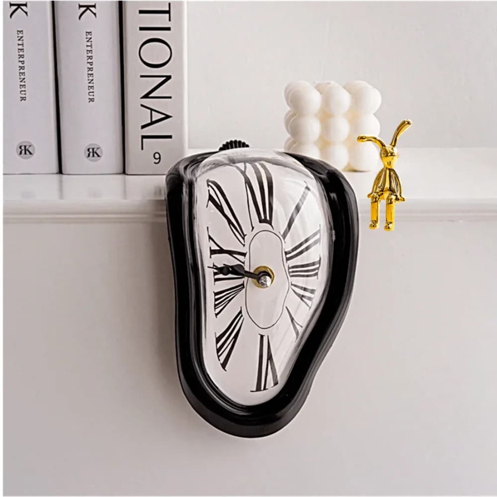 Surrealist fusion watch Wall clock with silent fusion Roman decorative digital wall clock Salvadoran Dali retro wall clock