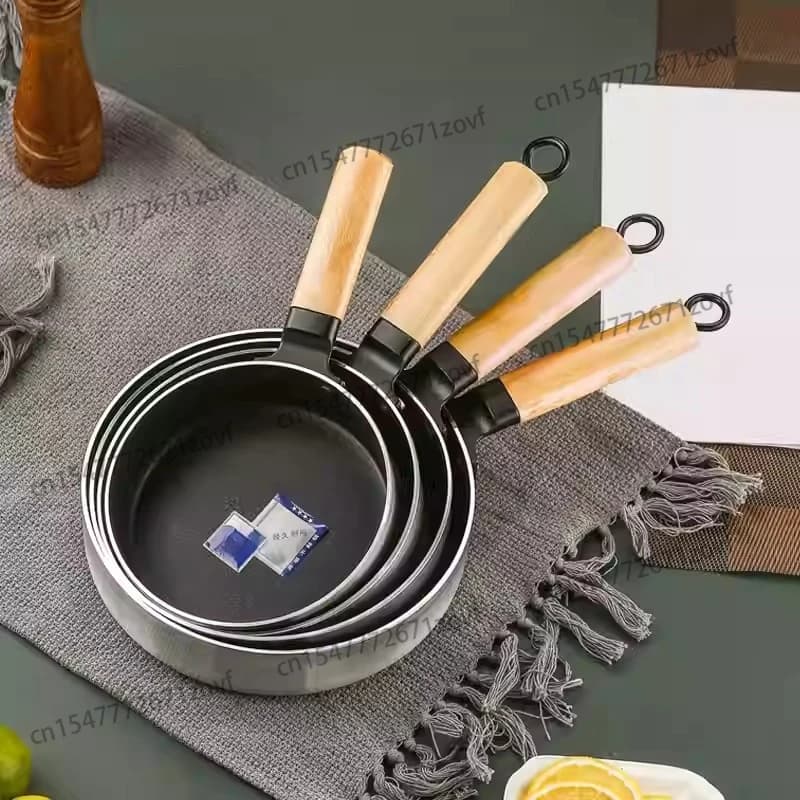 Padella Antiaderente da 26 cm per Cucina Domestica, per Pancake e Omelette, Facile da Pulire, Fondo Piatto, Adatta per Fornelli a Gas e Induzione