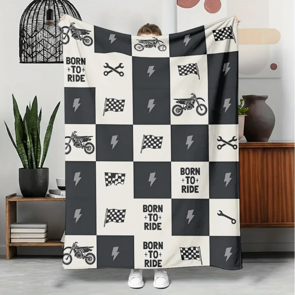 1pc Vibrant Motocross Print Flannel Blanket Soft & Cozy Checkered Design with BORN to RIDE Text, Motorcycle & Flag Patterns Perfect for Travel, Sofa,, Office Ideal Gift for Boys, Girl