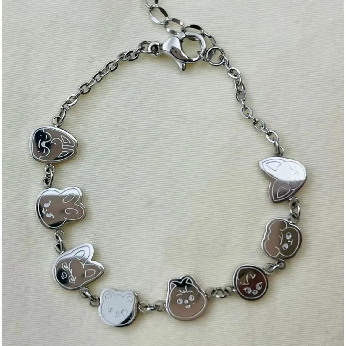 SKZOO Available Stray Kids Polished Bracelets with Animated Cards, Nice Dust Chains for Couples, Idol Accessories, Birthday Gifts, Fashion Jewelry