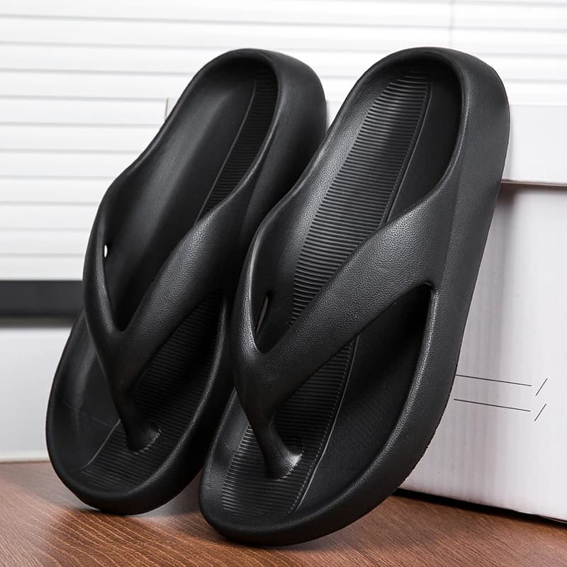 New Summer Style Men's Thick-Soled Flip-Flops, Fully Soft and Molded in One Piece Eva, Street Style, Beach Casual Flip-Flops