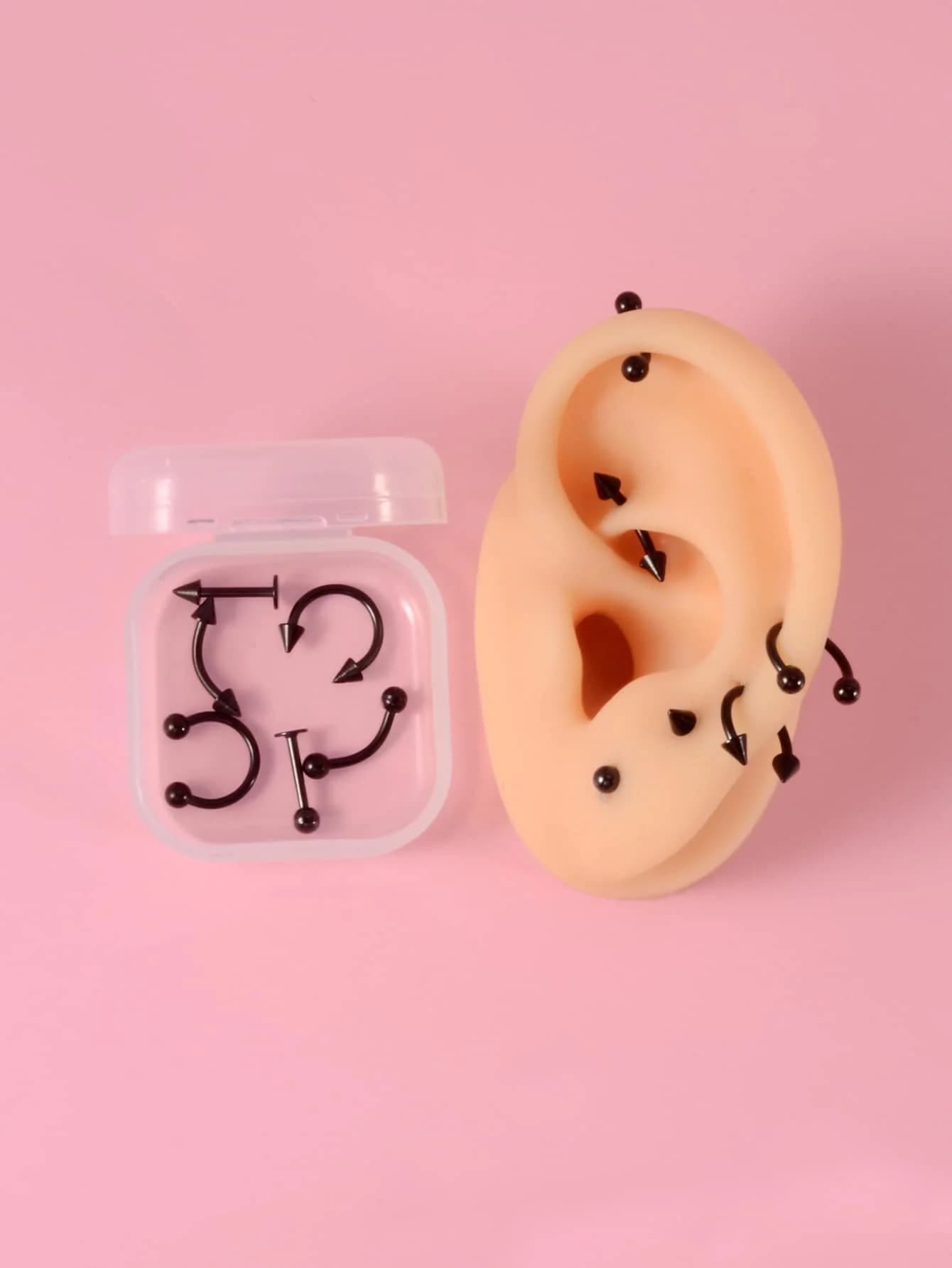 Set di 12 Gioielli per Piercing Orecchio in Acciaio Inossidabile Nero con Borchie a Freccia e Sfera
