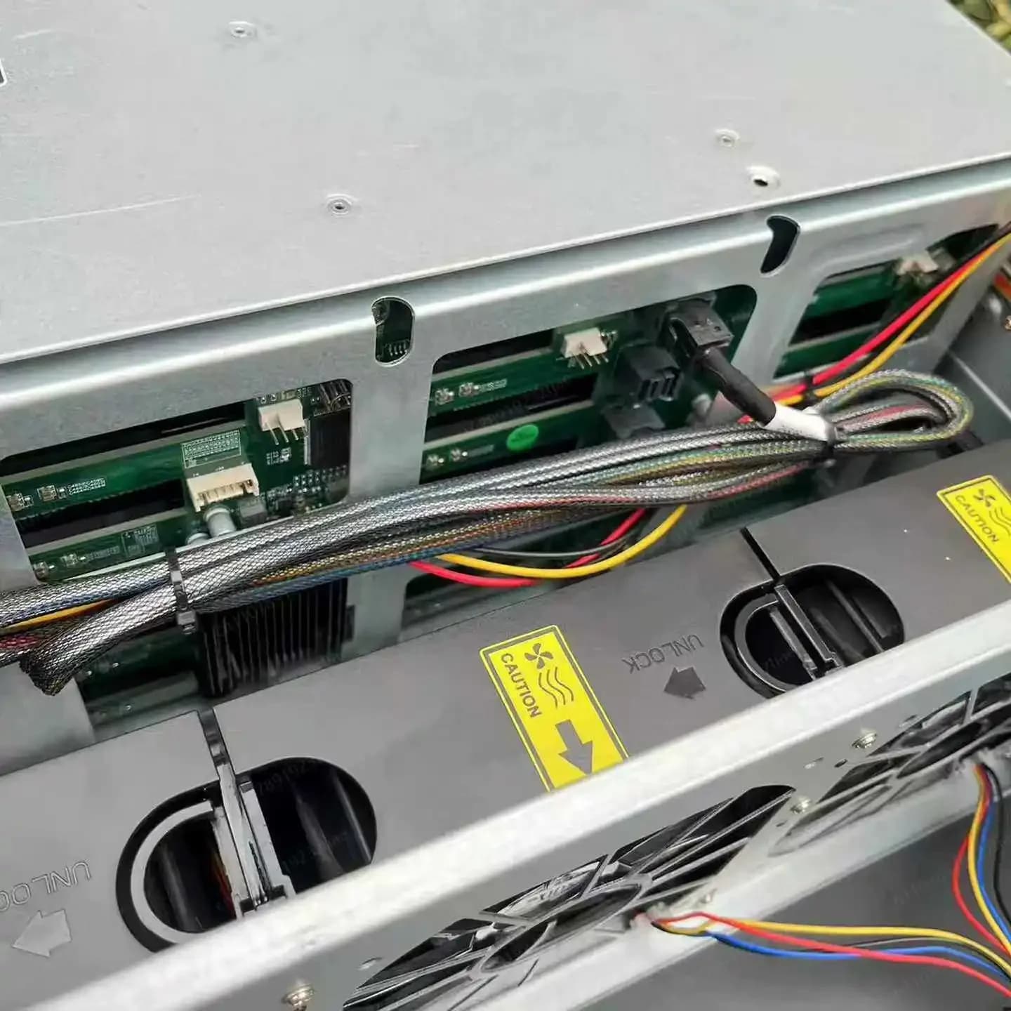 Jmz-4U rack type 24 36 disk position hot 12GB plug-in chassis NAS multi-hard disk cloud storage, used goods