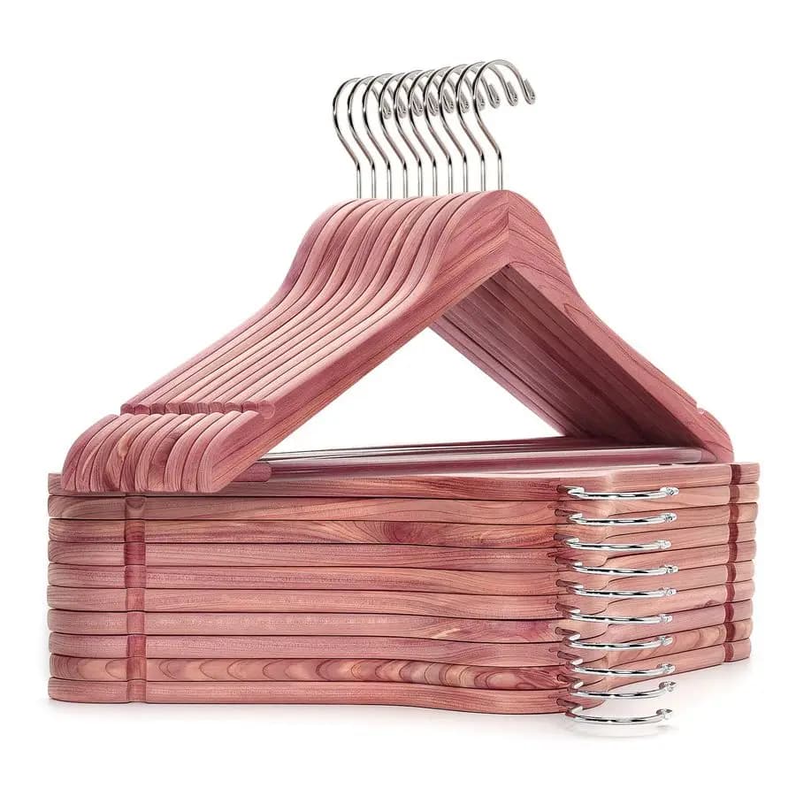 Confezione da 30 appendiabiti in cedro rosso americano, appendiabiti in legno con finitura liscia, gancio girevole e intagli per abiti, camicie, vestiti, giacche
