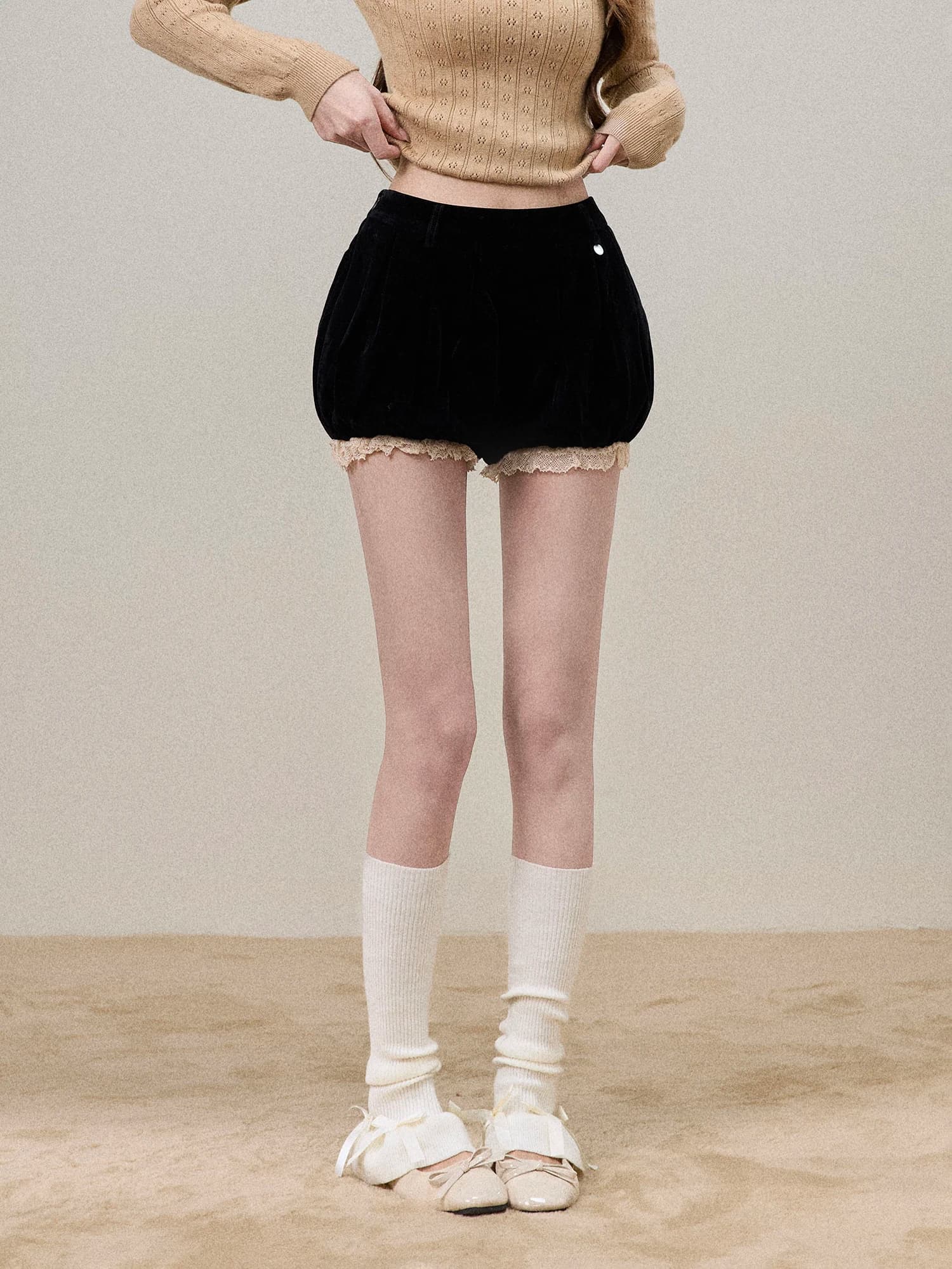 BBT Sweety Lace Trim Pleated Flower Bud Shorts Women's Velvet Pumpkin Shorts Spring Slimming High Waist Birkette Skirt
