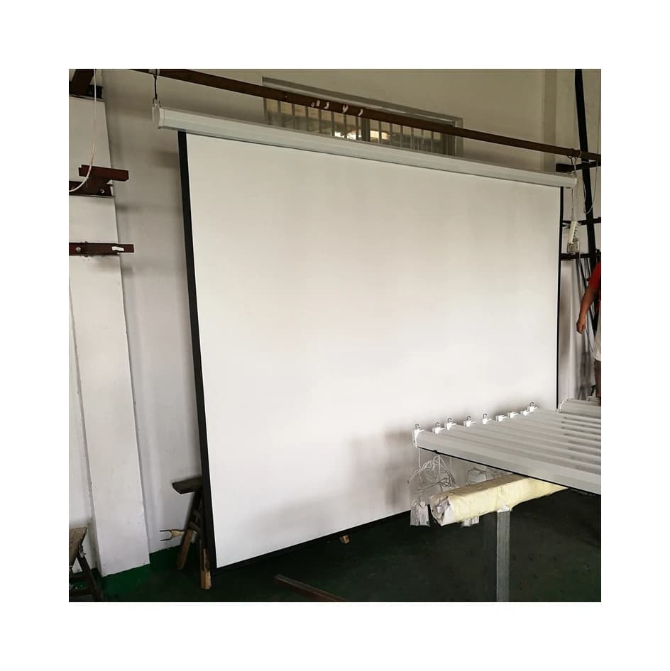 Schermo per proiettore elettrico 4:3 da 150 pollici bianco opaco per montaggio a soffitto/montaggio a parete con telecomando