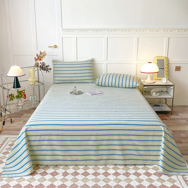 Soft cotton sheet set with yellow and blue striped flat sheet Set sheets with simple geometry 3 sheets for the house with 2 pillowcases