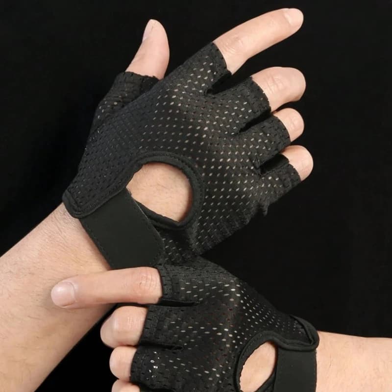 1 pair of gloves half summer fingers in breathable ice silk gym fitness woman anti slip pad cycling gloves without finger bicycle