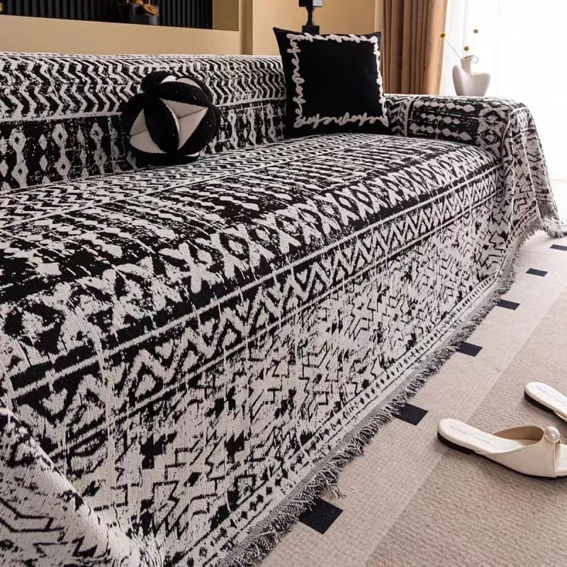 Cover in Belt with Universal Geometric Pattern for All Seasons Full Cover Anti-slip Seat cushion