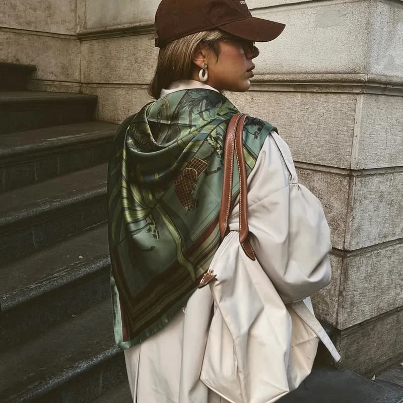 Sciarpa Quadrata in Seta Grande 110cm per Donne, Lussuoso Hijab Stampato, Bandana Musulmana, Fascia per Capelli, Stola da Spiaggia, Foulard, Echarpe 2026
