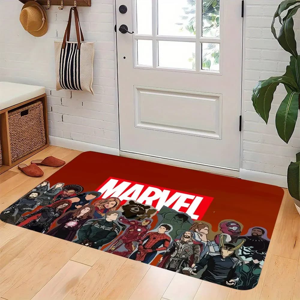 Un tappetino per la porta a tema Marvel, adatto per ingressi, soggiorni o camere da letto, con design antiscivolo, perfetto come regalo per