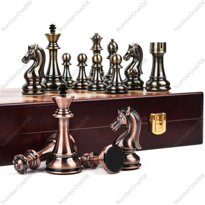 Set di Scacchi Pieghevole in Legno con Pezzi in Metallo e Acrilico, Design Elettroplaccato, Gioco da Tavolo Professionale da Torneo e da Viaggio