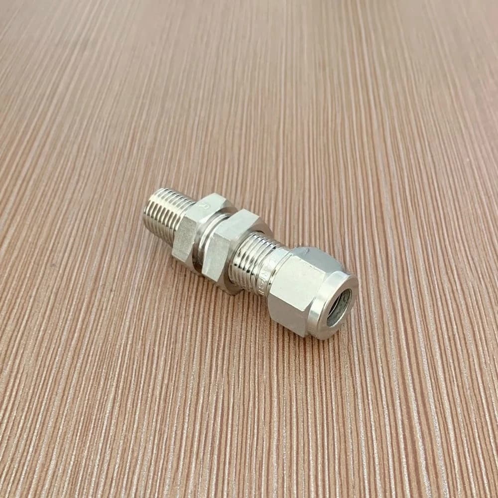 Manicotto della scheda tramite connettore della scheda VUWHP-9.52B