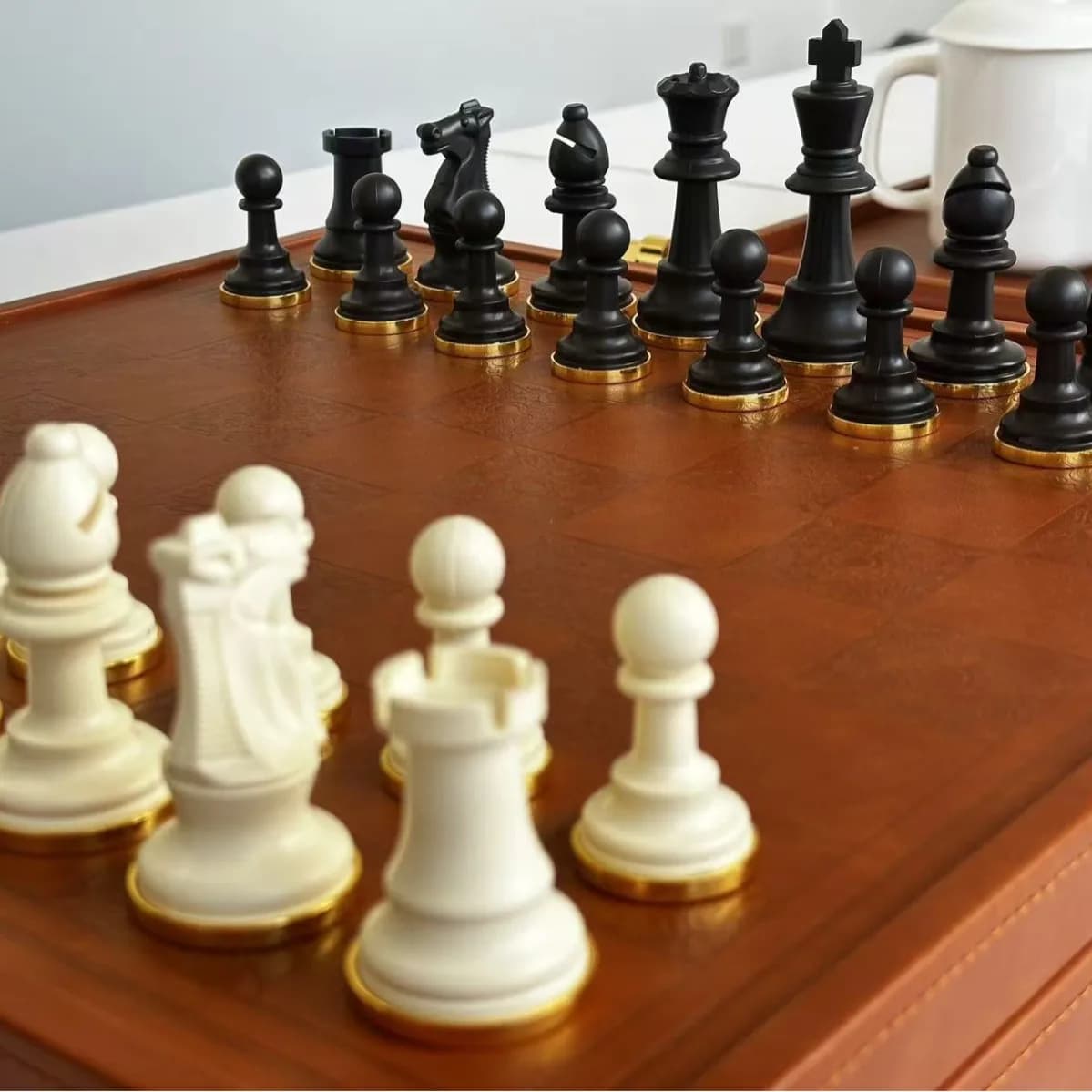 Premium Luxury Chess Set with Integrated Leather Chessboard & Storage Case, Metal Base Chess Pieces Classic Strategy Board Game
