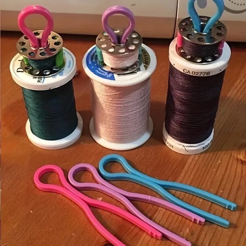 95 pcs Sewing Bobbin Holders for Sewing Thread Organizing, Compact Lightweight, Prevents Thread Unwinding
