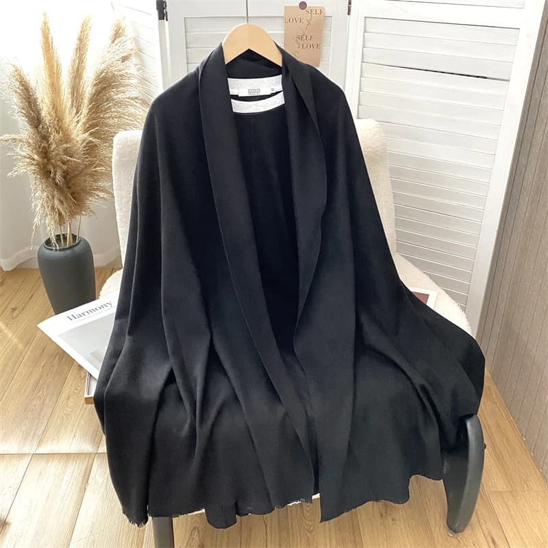 Sciarpa di cashmere solida da donna per l'inverno caldo addensato scialle di Pashmina avvolgente moda nappe di lusso coperta da donna sciarpe antivento